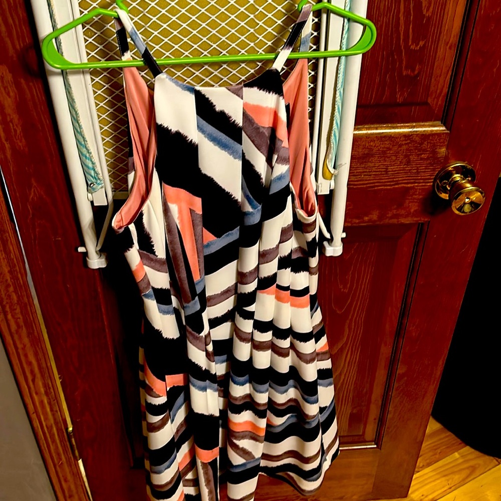 Woman’s dresss size 8